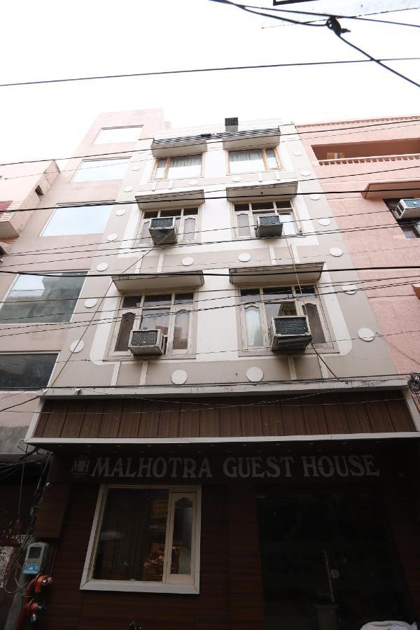Hotel Malhotra Inn 50 Meter From Golden Temple Amritsar Bagian luar foto