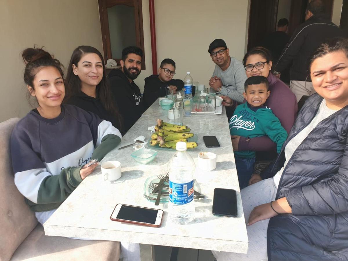 Hotel Malhotra Inn 50 Meter From Golden Temple Amritsar Bagian luar foto